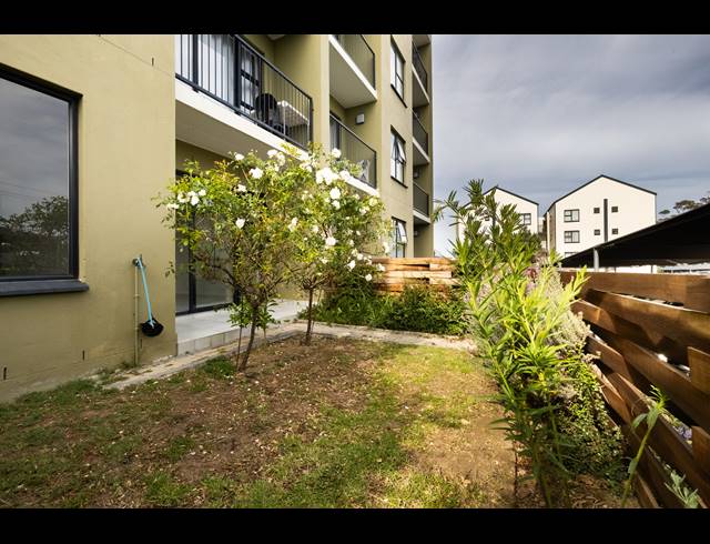 1 BEDROOM SECTIONAL TITLE TO LET IN GREENBAY ECO ESTATE
